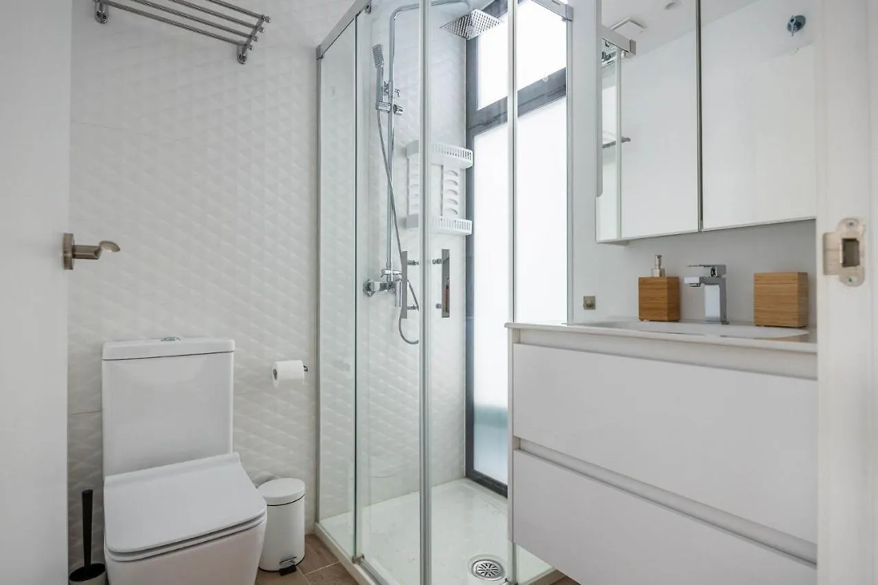 Nervion Suites 1 - Vacacional Sevilla 0*, Seville Spain