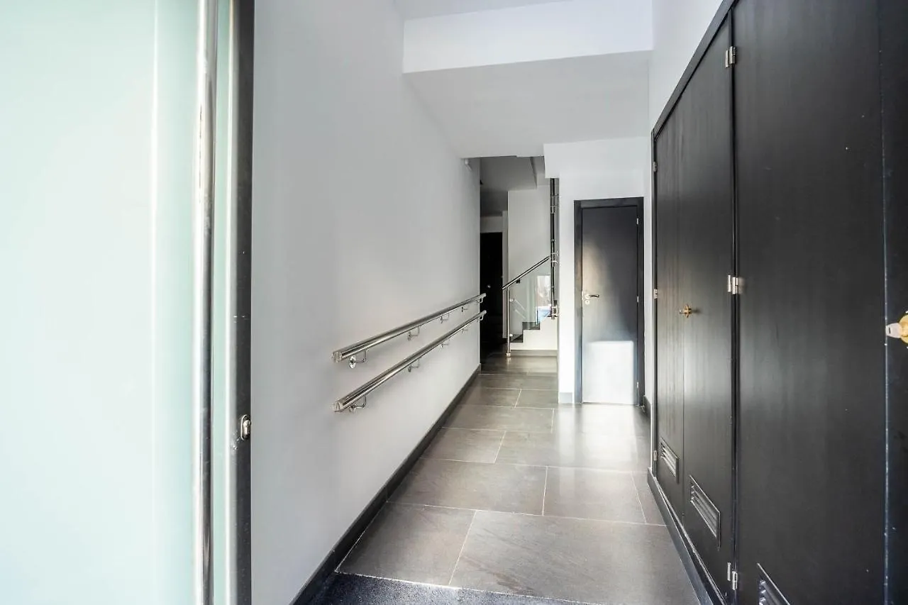 Nervion Suites 1 - Vacacional Sevilla 0*, Seville Spain